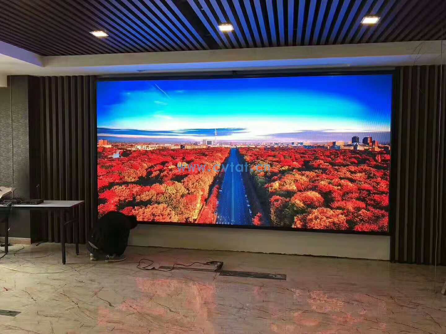 P2 LED screen